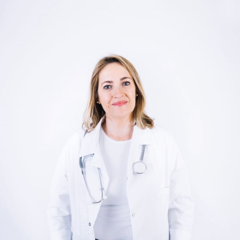 friendly doctor looking camera 1 4 768x768